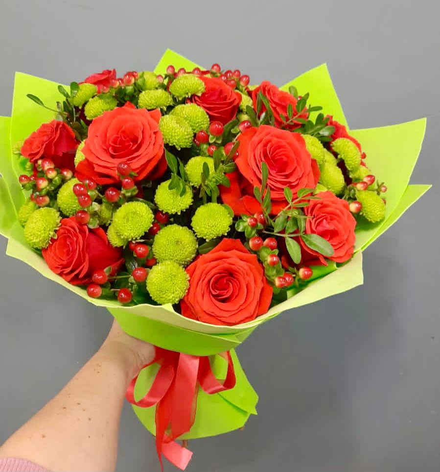 Букет цветов из: Хризантемы и Розы в Стрижах