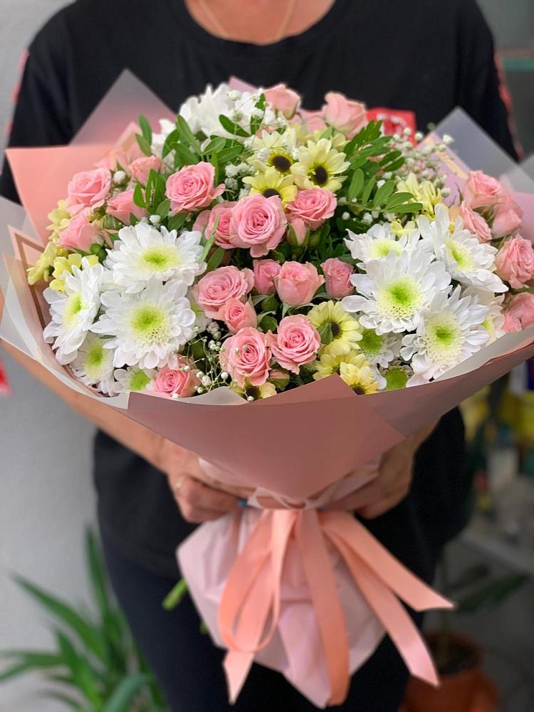 Букет цветов из: Розы и Хризантемы в Стрижах