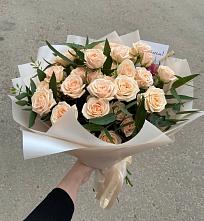 Букет Кремовые розы Латте в Стрижах