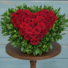 Цветочная композиция из Розы в виде сердца #REPLACE_PRED# Стрижах