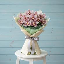 Букет цветов из:  Орхидеи и Розы #REPLACE_PRED# Стрижах