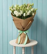 Букет цветов из:  Лизиантусы в Стрижах