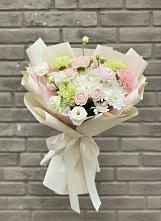 Букет цветов из:  Гвоздики, Розы, Лизиантусы и Хризантемы #REPLACE_PRED# Стрижах