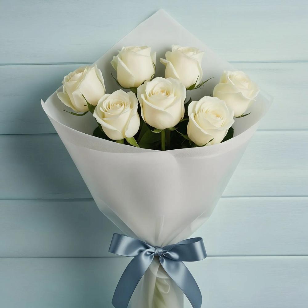 Букет 7 Белых роз Эдлесс Лав в Стрижах
