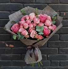 Букет цветов из:  Розы в Стрижах