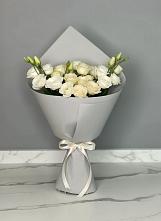 Букет цветов из:  Розы и Лизиантусы в Стрижах